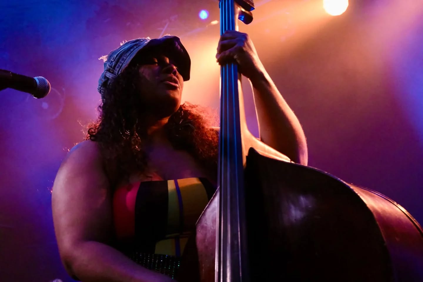 ENDEA OWENS – Photo Review