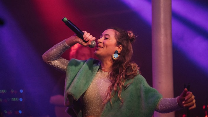 Cosmo presents: Big Up! Berlin: LUIZA *live* –…