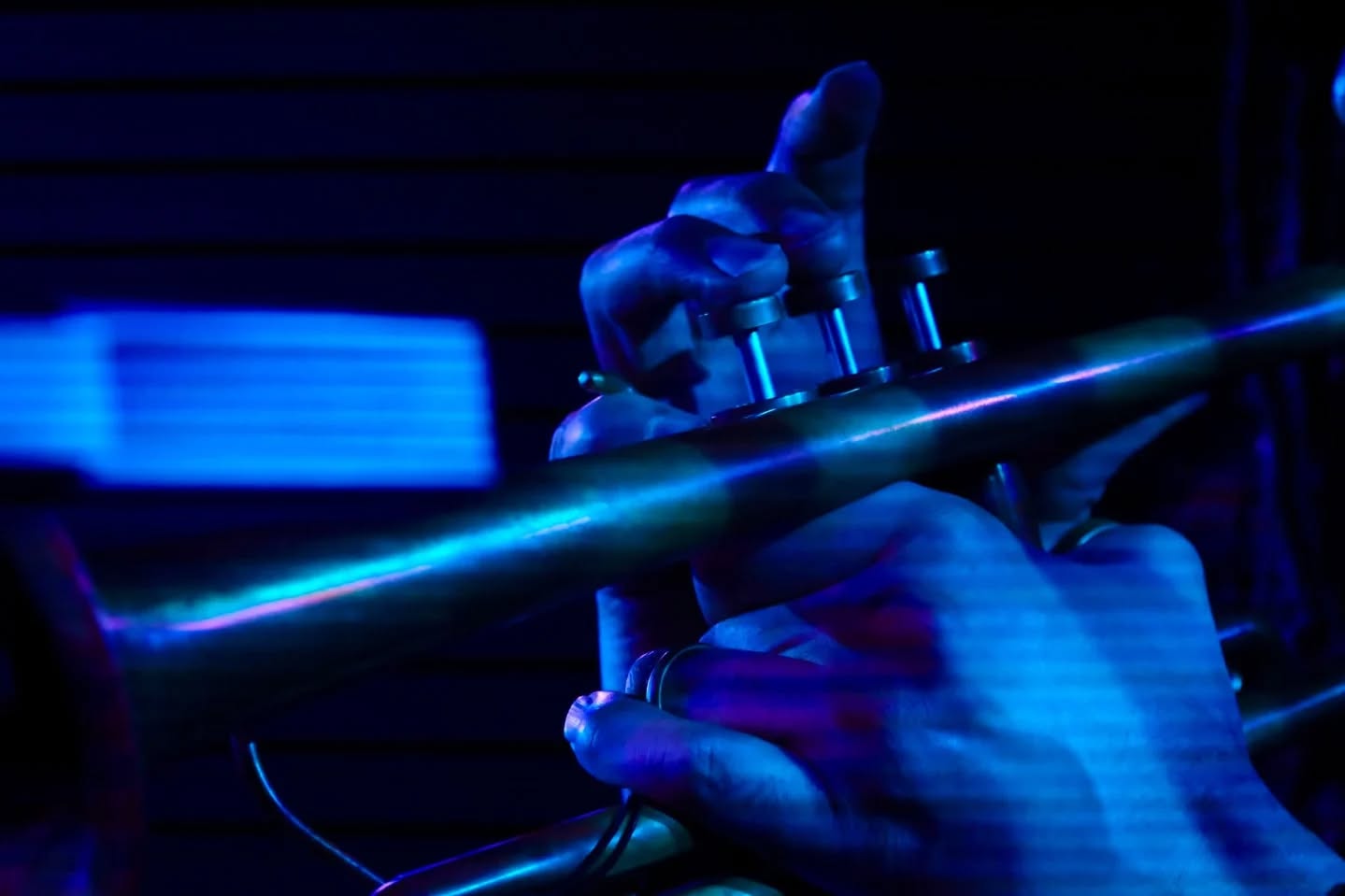 THEO CROKER – Photo Review